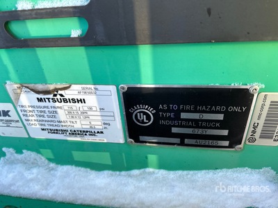 2016 Mitsubishi FD45N1 9000 lb Montacargas