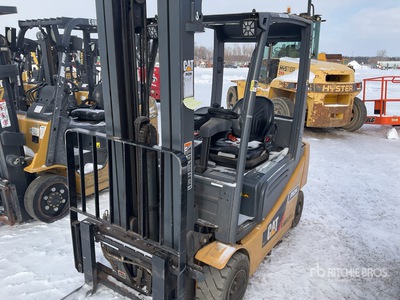 2019 Cat EP4000 4000 lb 電動フォークリフト