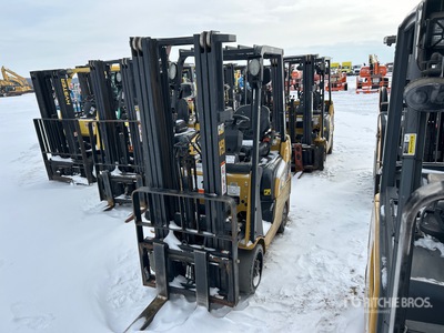 2019 Cat 2C3500 2700 lb Cushion Tire Forklift