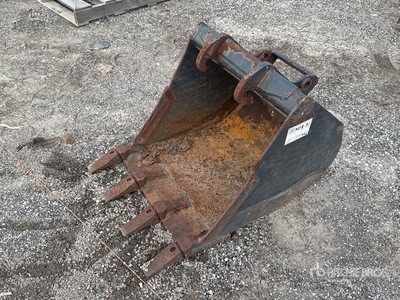 Bobcat 24 in Q/C Digging Graafmachine Bak