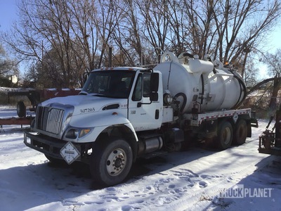 2007 Presvac System on 2007 International 7400 6x4 Vacuum Tanker Truck