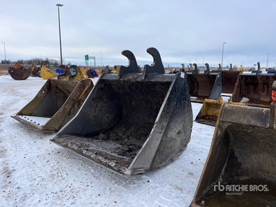 72 in Q/C Cleanup Excavator Bucket
