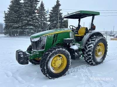 2015 John Deere 5085M 4WD Tractor