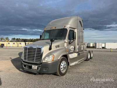 2013 Freightliner Cascadia 125 Tracteur Routier Couchette