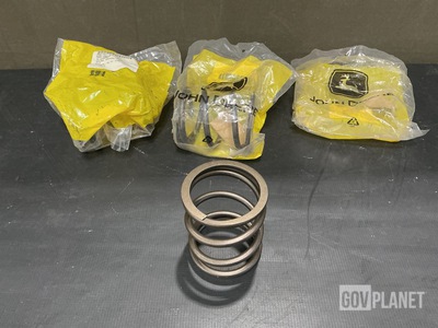 (40) John Deere 40A6261 Compression Helical Springs