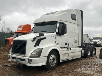 2014 Volvo VNL670 6x4 Tracteur Routier Couchette (Inoperable)