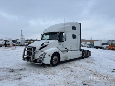 2022 Volvo VNL 6x4 Cabina con cuccetta per trattore stradale