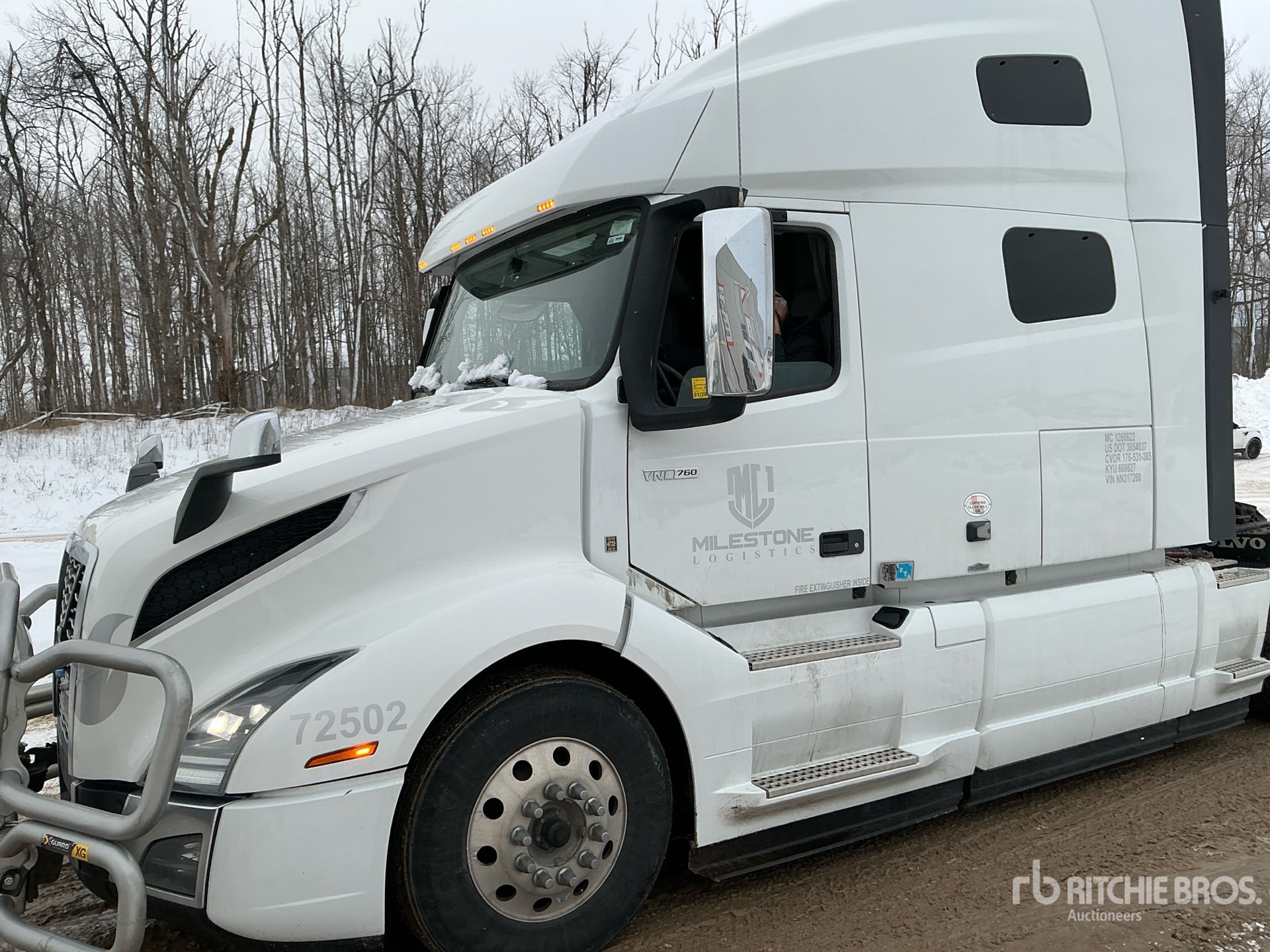 2022 Volvo VNL 6x4 Cabeza Tractora Cabina Dormitorio