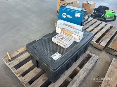 Quantity of (4) Manometer, (2) Delmhurst Electrode, (2) Zipwall & Attachments