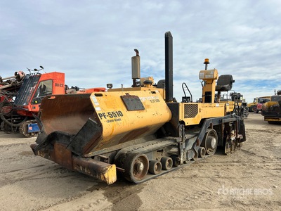 2005 Blaw-Knox PF5510 Track Asphalt Paver