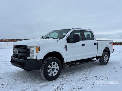 2017 Ford F-350 XL 4x4 Crew Cab Pickup