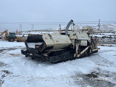 2005 Cedarapids CR562 Track Asfalteermachine