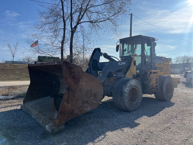 2014 John Deere 624K Wheel Loader