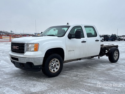 2013 GMC Sierra 3500HD 4x4 Crew Cab Cabine en chassis