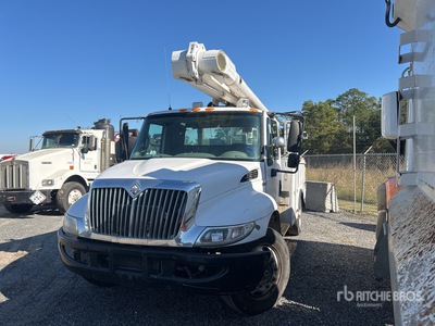 2004 Altec on 2009 International 4100 4x2 Cable Placer Bucket Truck (Inoperable)
