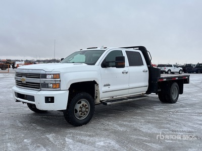 2015 Chevrolet Silverado 3500HD High Country 4x4 Crew Cab Flatbed Truck