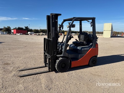 2018 Toyota 8FGU15 2500 lb Pneumatic Tire Forklift