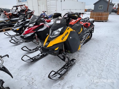 2013 Ski-doo Summit-X 800R Snowmobile