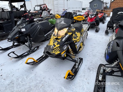 2009 Ski-doo Summit 600 H.O. Snowmobile