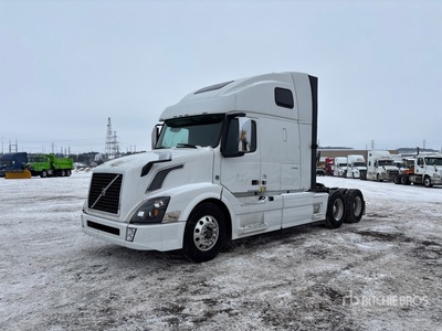 2018 Volvo VNL 6x4 Cabina con cuccetta per trattore stradale