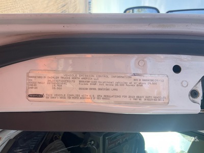 2013 Freightliner M2 106 شاحنة ديجر ديريك