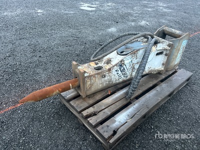 2021 FRD FX125QTV 79 in Hydraulic Breaker