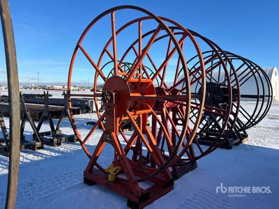 Quantity of (2) 8 ft Diameter Soporte de carrete