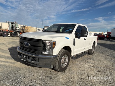 2018 Ford F-250 4x2 Extended Cab Pickup