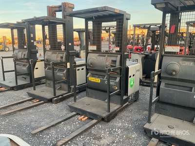 2011 Crown SP3505-30 Kommissionier-Stapler