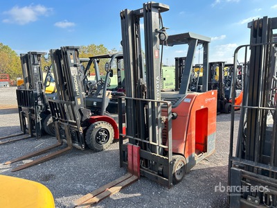 2016 Toyota 8FBNCU20 4000 lb Electric Forklift (Inoperable)