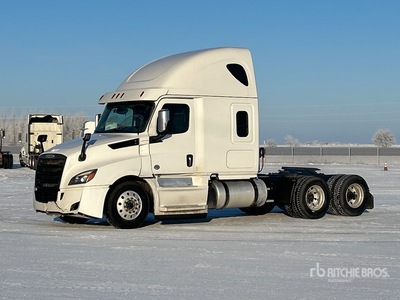 2019 Freightliner Cascadia 126 T/A Sleeper Truck Tractor