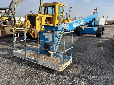 2024 Genie Z-40N Articulating Boom Lift