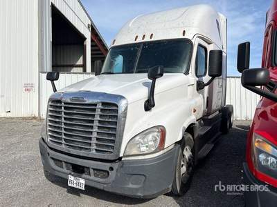 2017 Freightliner Cascadia 125 6x4 T/A Sleeper Truck Tractor