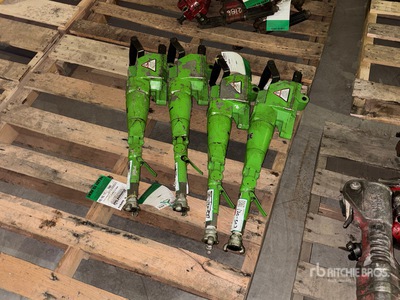 Quantity of (4) 2023 CS Unitec 512120050 Pneumatic Power Hacksaw Divers - Outils à main