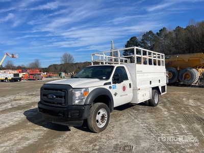 2014 Ford F-450 XL 4x2 Utility Truck