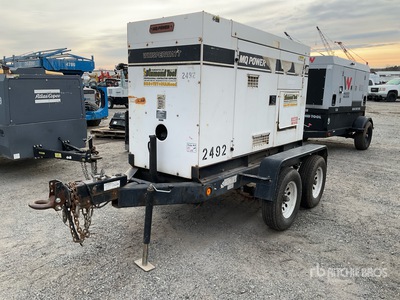 Multiquip DCA70SSIU2C 70 kW Mobile مولد