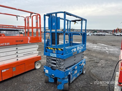 2022 Genie GS-1932 Electric Scissor Lift