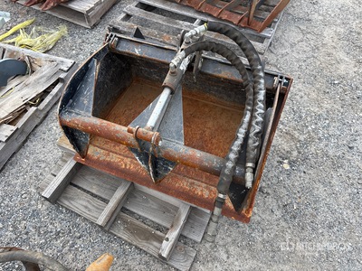 2020 Sherpa 30 in Mini Skid Steer Grapple Bucket