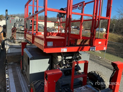 2024 Skyjack SJ6832 RT シザーリフト