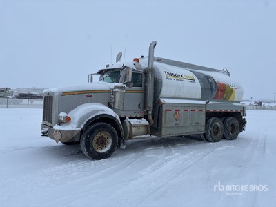 2008 Peterbilt 367 Fuel Truck