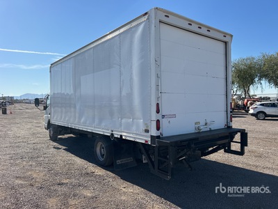 2018 Mitsubishi FE160 4x2 Van Truck