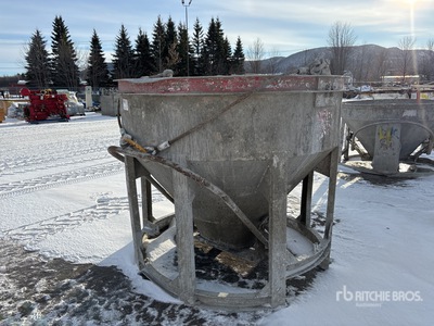 M & B MAG Cubo de Hormigón