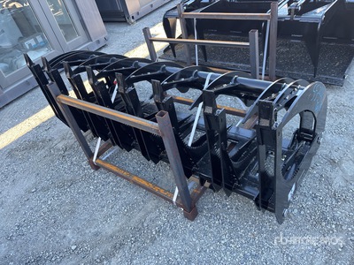 2025 TMG GY-CLG72 72 in Skid Steer Root Rake (Unused)