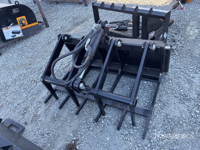 2025 GIYI GY-GP42 44 in Skeleton ملقط للسكيد ستير (Unused)