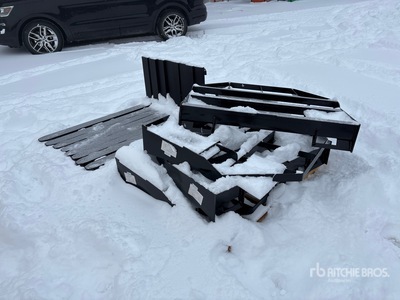 Quantity of (4) 2026 Mower King SA 48 in スキッドステア用フォーク (Unused)