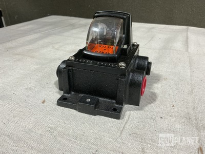 (2) Bacharach MQD Filter Gauges