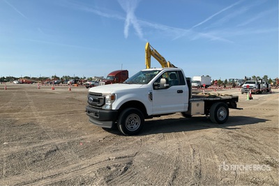 2022 Ford F-350 4x4 Camión Caja Abierta