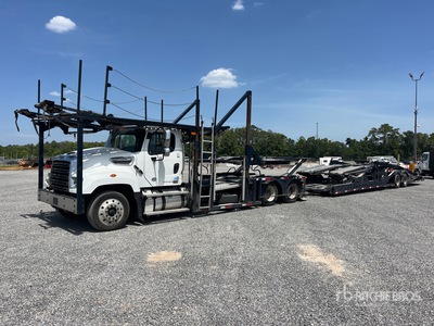 2020 Freightliner 114SD 6x4 شاحنة نقل سيارات