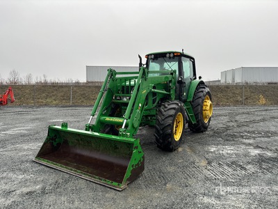 2012 John Deere 7230 4WD Tractor