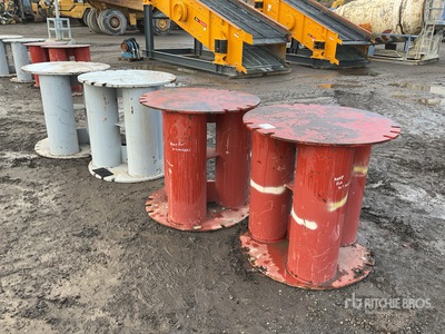 Quantity of (4) Steel Reel معادن متنوعة